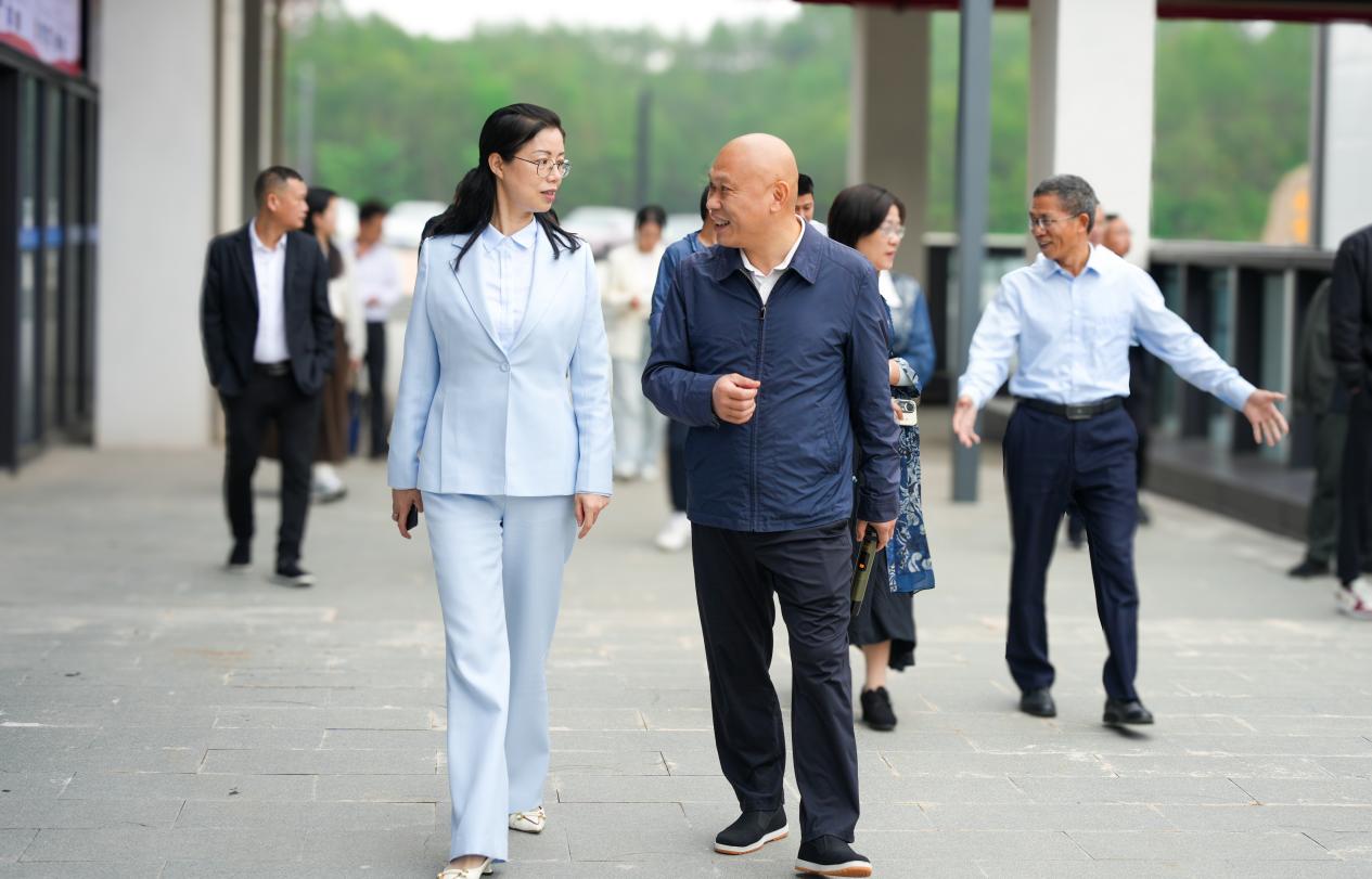 今天！衡阳市政协副主席傅萍一行来我院...